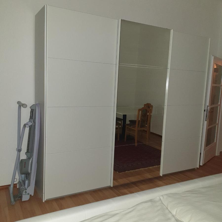 Weisses Appartement เวียนนา ภายนอก รูปภาพ